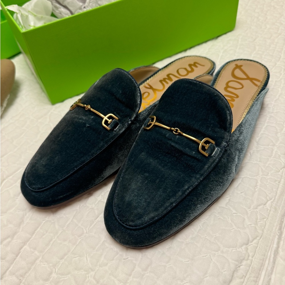 Same Edelman Linnie Mules in Teal Velvet